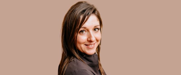 Verena, Trainerin im Pilates Reformer Loft